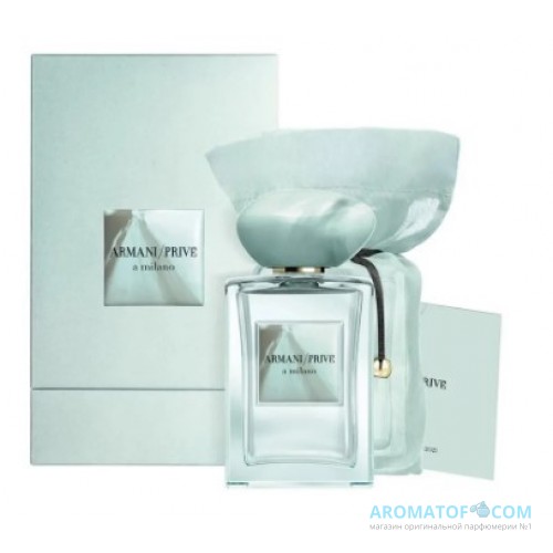 ARMANI Giorgio Armani Armani Prive A Milano